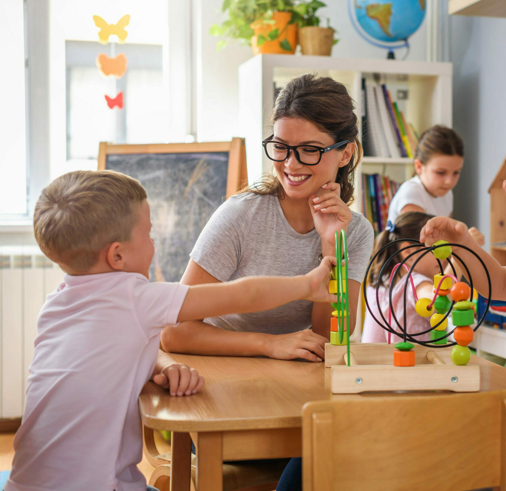 teacher with preschoolers